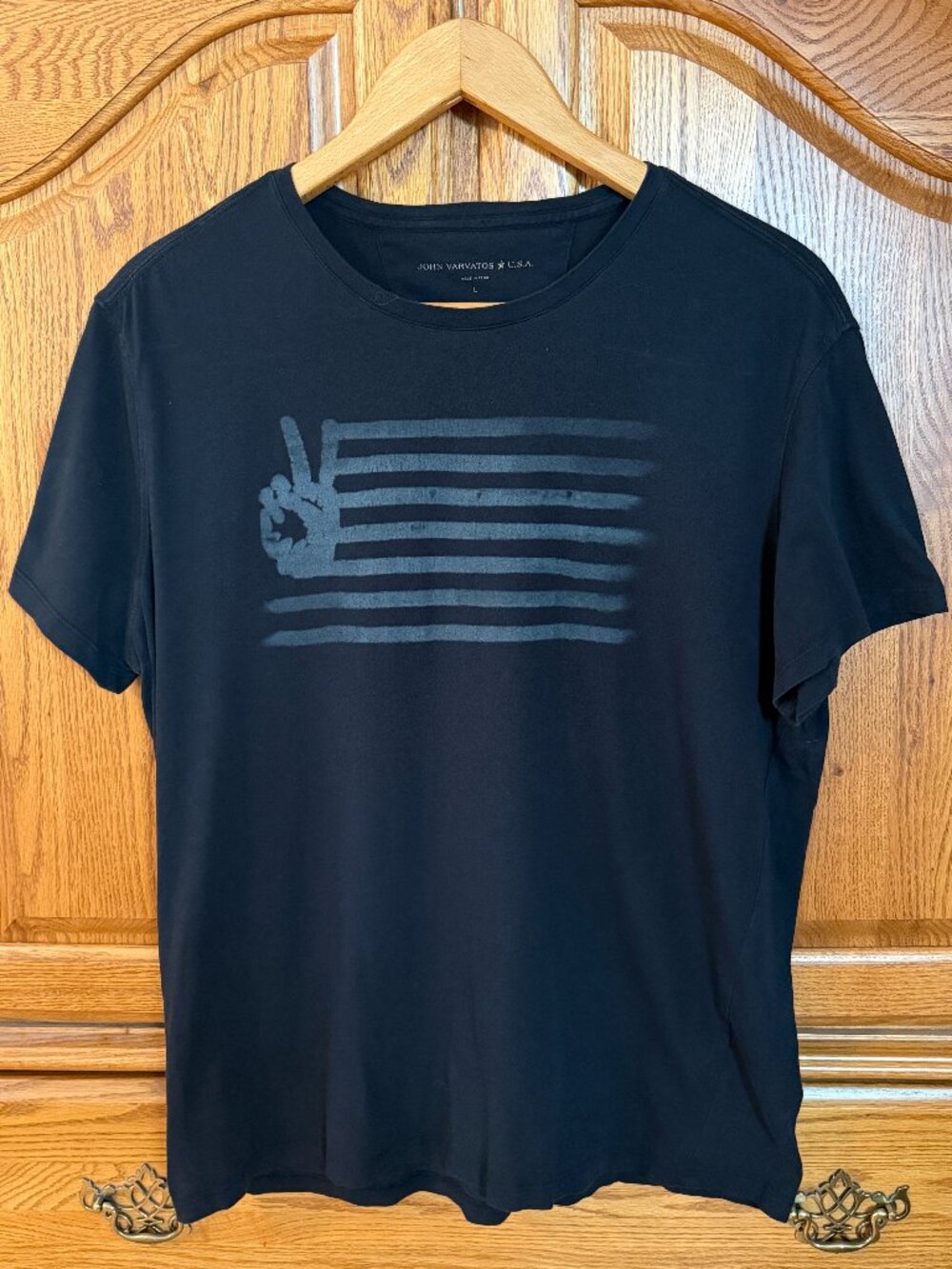 John Varvatos USA Peace Flag T-Shirt Size Large